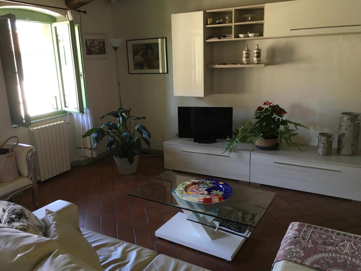 Appartamento Il Glicine Pistoia Luaran gambar